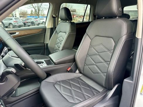 New 2026 Volkswagen Atlas SE image 13