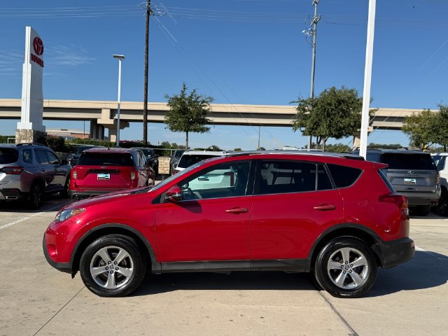 Used 2015 Toyota RAV4 XLE AWD/4WD image 7