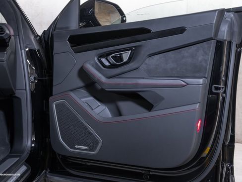 Used 2024 Lamborghini Urus S image 44