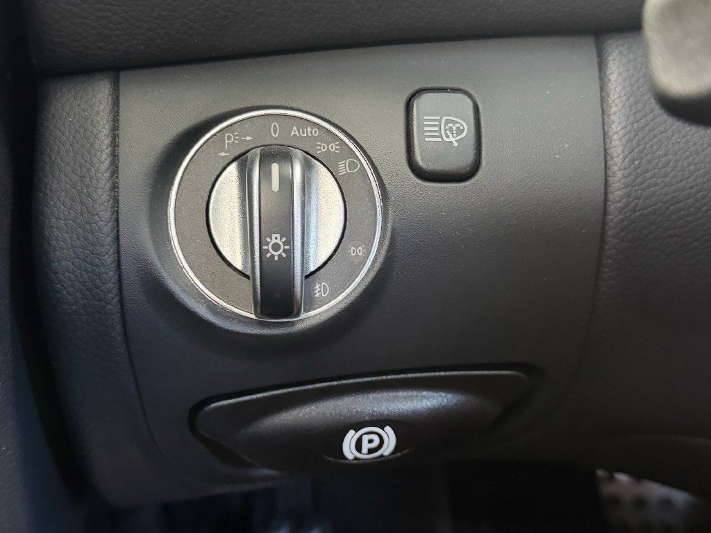 Used 2009 Mercedes-Benz SL 550 image 25