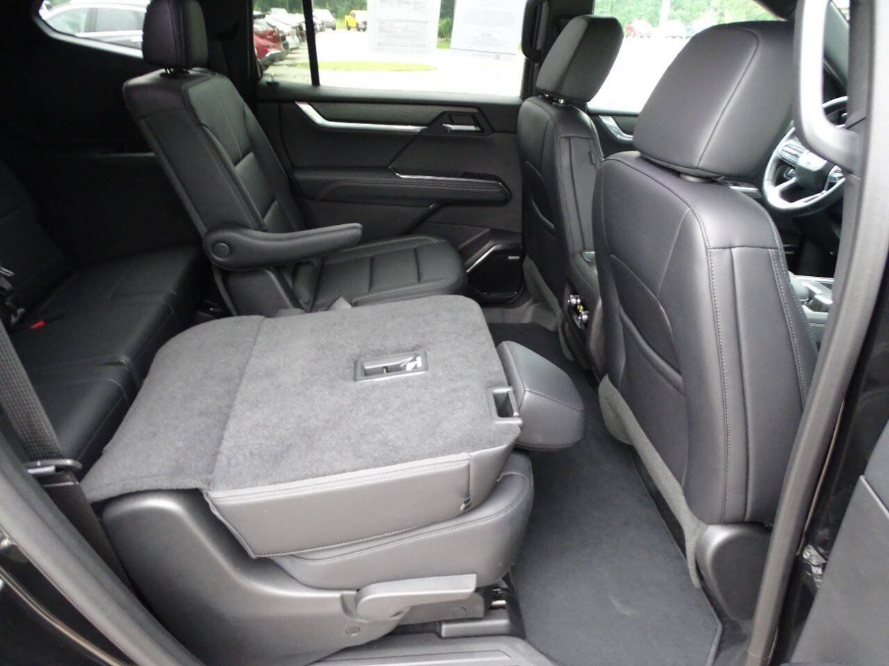 Used 2025 GMC Acadia AWD Elevation w/ Elevation Premium Package image 45