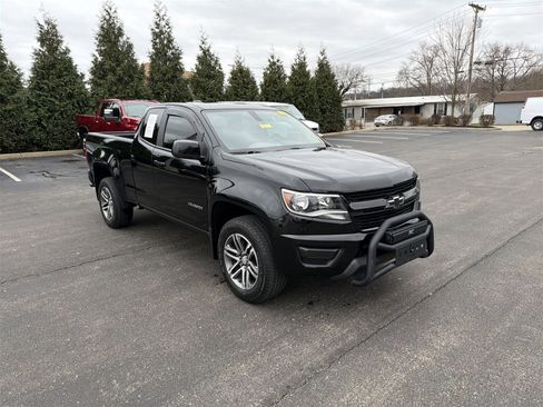 Used 2020 Chevrolet Colorado W/T w/ Custom Special Edition image 2