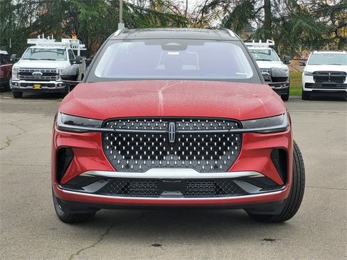 New 2026 Lincoln Nautilus Reserve image 3