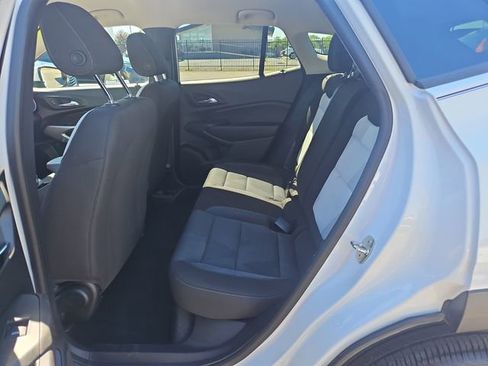 Used 2024 Chevrolet Trax LS w/ LS Convenience Package FWD image 25