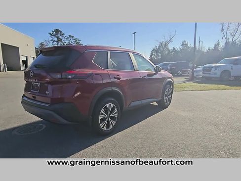 Used 2023 Nissan Rogue SV w/ SV Premium Package image 34