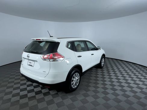 Used 2016 Nissan Rogue S AWD/4WD image 8