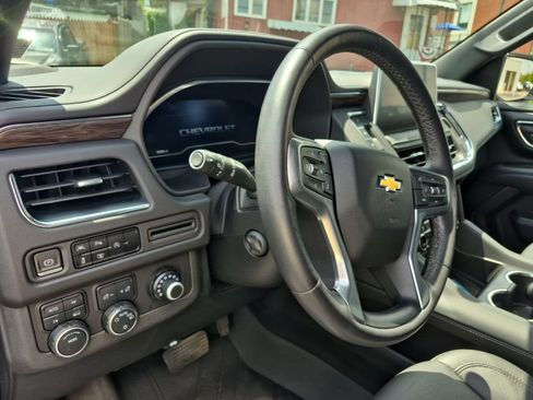 Used 2023 Chevrolet Tahoe LT w/ Luxury Package AWD/4WD image 10