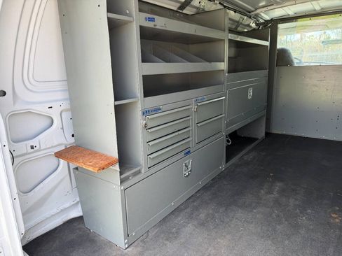Used 2008 Ford E-250 and Econoline 250 RWD image 15
