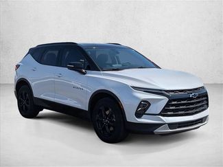 Used 2024 Chevrolet Blazer LT w/ Sound & Technology Package AWD/4WD video 3