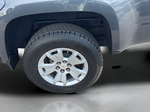 Used 2017 Chevrolet Colorado LT w/ LT Convenience Package RWD image 37