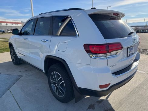Used 2022 Jeep Grand Cherokee Limited image 7