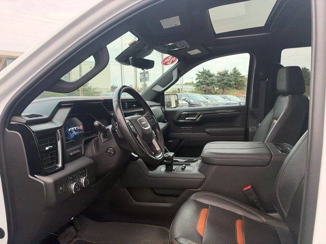Used 2024 GMC Sierra 1500 AT4 w/ Technology Package AWD/4WD image 19