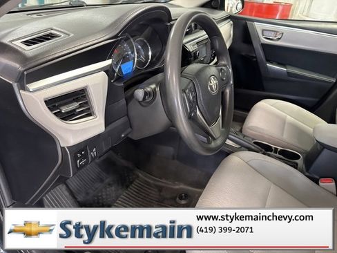 Used 2014 Toyota Corolla LE image 27
