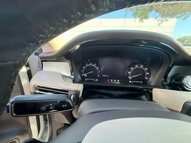 Used 2020 Lincoln Corsair FWD w/ Premium Package image 7