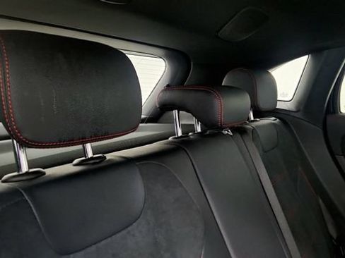 Used 2023 Mercedes-Benz GLA 250 image 39