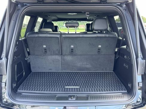 New 2026 Jeep Grand Wagoneer 4WD image 12