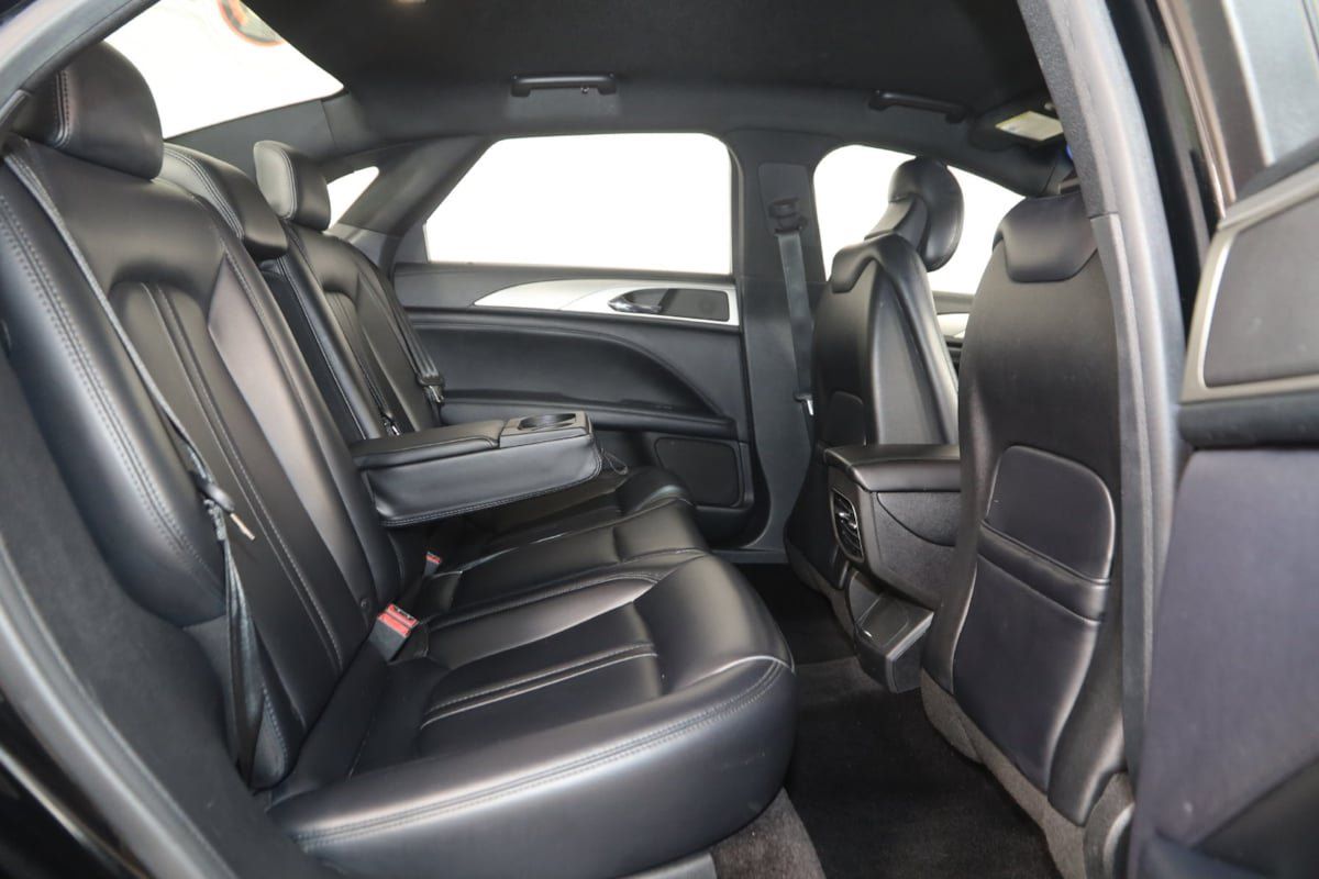 Used 2017 Lincoln MKZ Premiere FWD image 13
