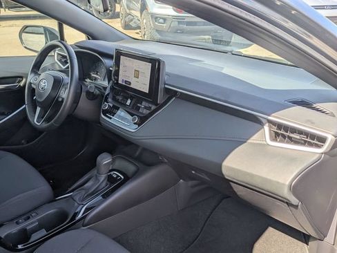 Used 2025 Toyota Corolla SE FWD image 30