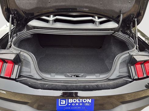 Used 2024 Ford Mustang EcoBoost image 20