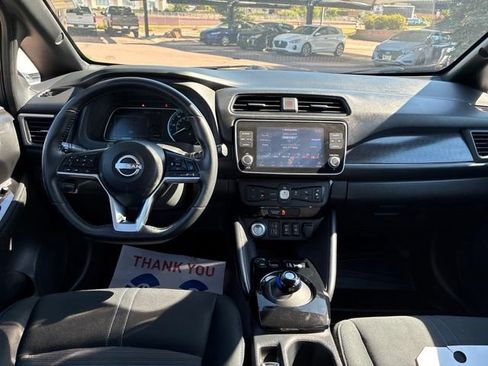 Certified 2025 Nissan Leaf SV Plus FWD image 29