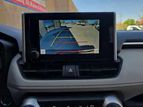 Used 2025 Toyota RAV4 XLE w/ Convenience Package image 18