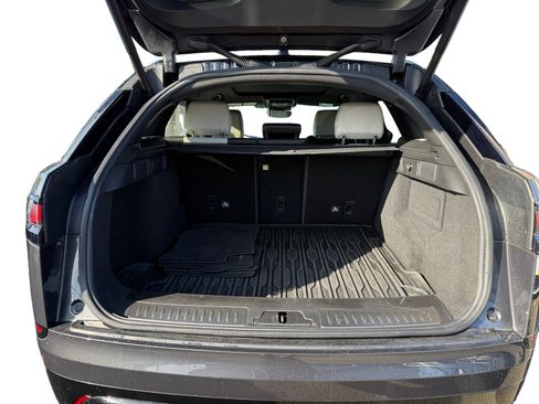 Used 2020 Land Rover Range Rover Velar R-Dynamic HSE image 17