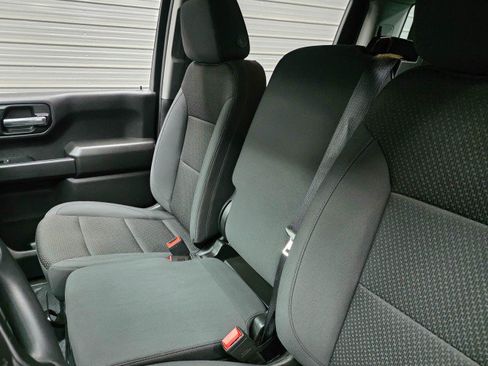 Used 2025 Chevrolet Silverado 1500 W/T AWD/4WD image 18