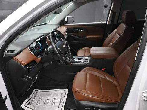 Used 2019 Chevrolet Traverse High Country AWD/4WD image 9