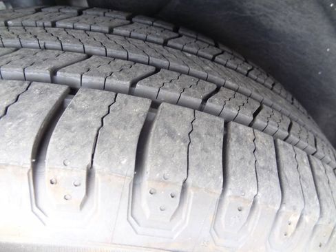 Used 2020 Ford Escape SEL image 13