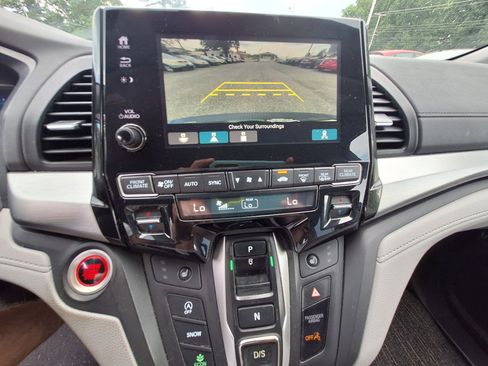 Used 2021 Honda Odyssey EX image 18