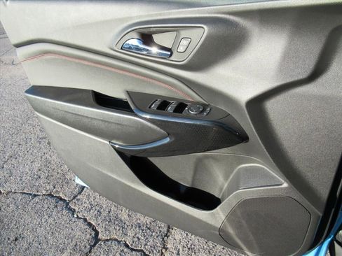 New 2026 Chevrolet Trax RS w/ Sunroof Package image 27