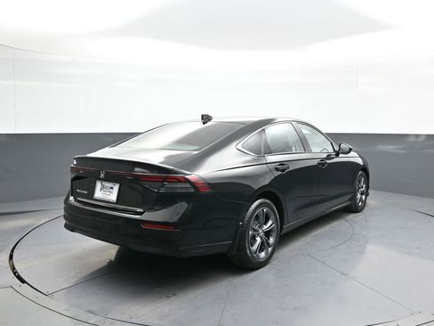 Certified 2023 Honda Accord EX image 6