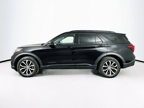 Used 2025 Ford Explorer ST-Line image 4