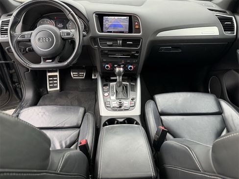 Used 2017 Audi SQ5 Premium Plus w/ Technology Package image 26
