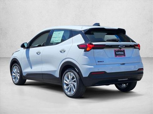 New 2027 Chevrolet Bolt LT w/ Comfort Package FWD image 9