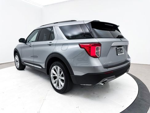Used 2023 Ford Explorer Platinum w/ Technology Package image 19