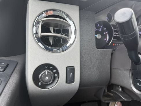 Used 2016 Ford F350 Lariat w/ Camper Package AWD/4WD image 26
