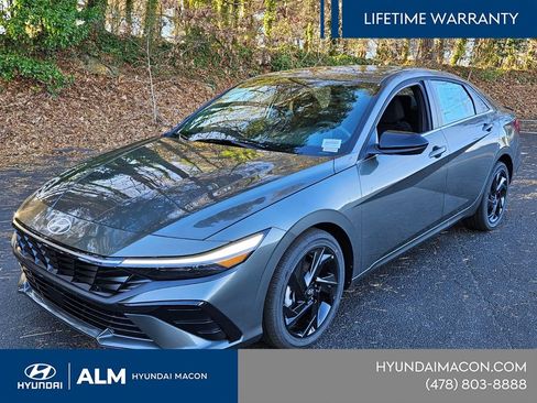 New 2026 Hyundai Elantra SEL Sport Premium FWD image 4