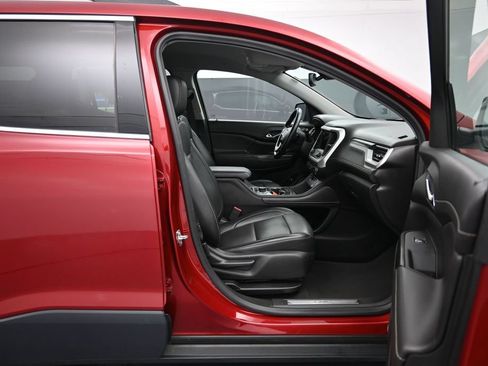 Certified 2023 GMC Acadia SLT FWD image 29