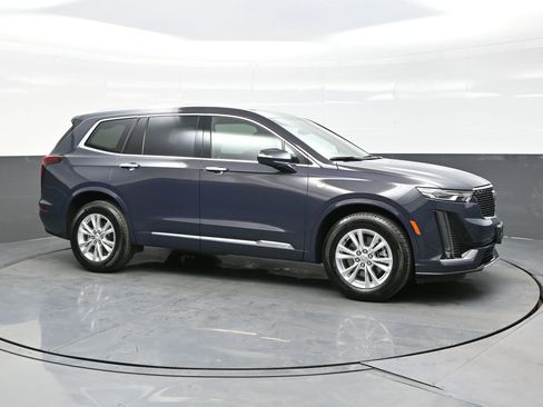 New 2025 Cadillac XT6 Luxury w/ LPO, Floor Liner Package image 8