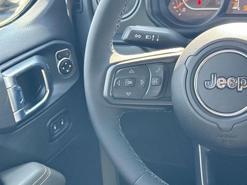 New 2026 Jeep Gladiator Mojave image 14