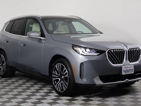 Used 2026 BMW X3 xDrive30i w/ Convenience Package AWD/4WD image 3