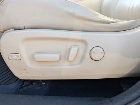 Used 2015 Toyota Highlander XLE image 20