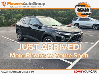 Used 2025 Chevrolet Trax LT