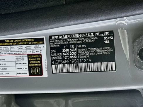 Certified 2024 Mercedes-Benz GLE 350 4MATIC image 32