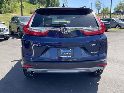 Used 2018 Honda CR-V Touring image 4