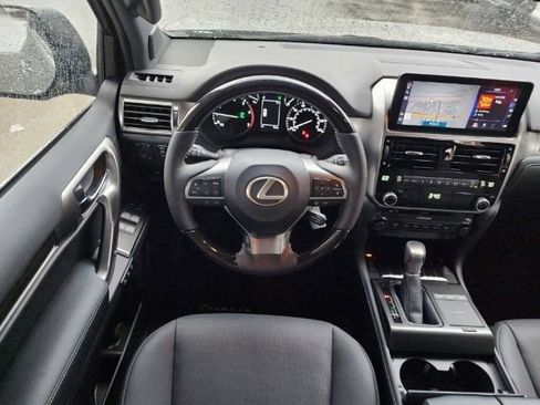 Certified 2023 Lexus GX 460 Premium image 3