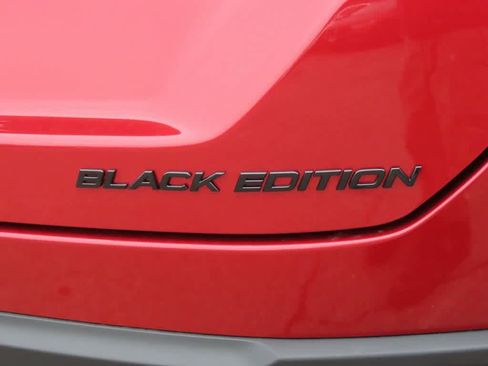 New 2025 Honda Pilot Black Edition image 7