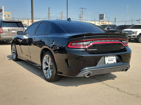 Used 2020 Dodge Charger GT RWD image 3