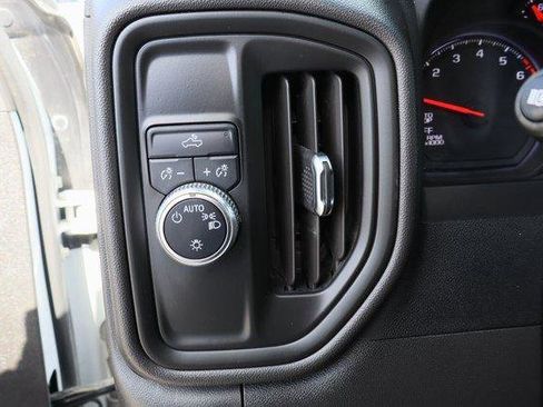 Used 2022 GMC Sierra 1500 Pro w/ Convenience Package image 10